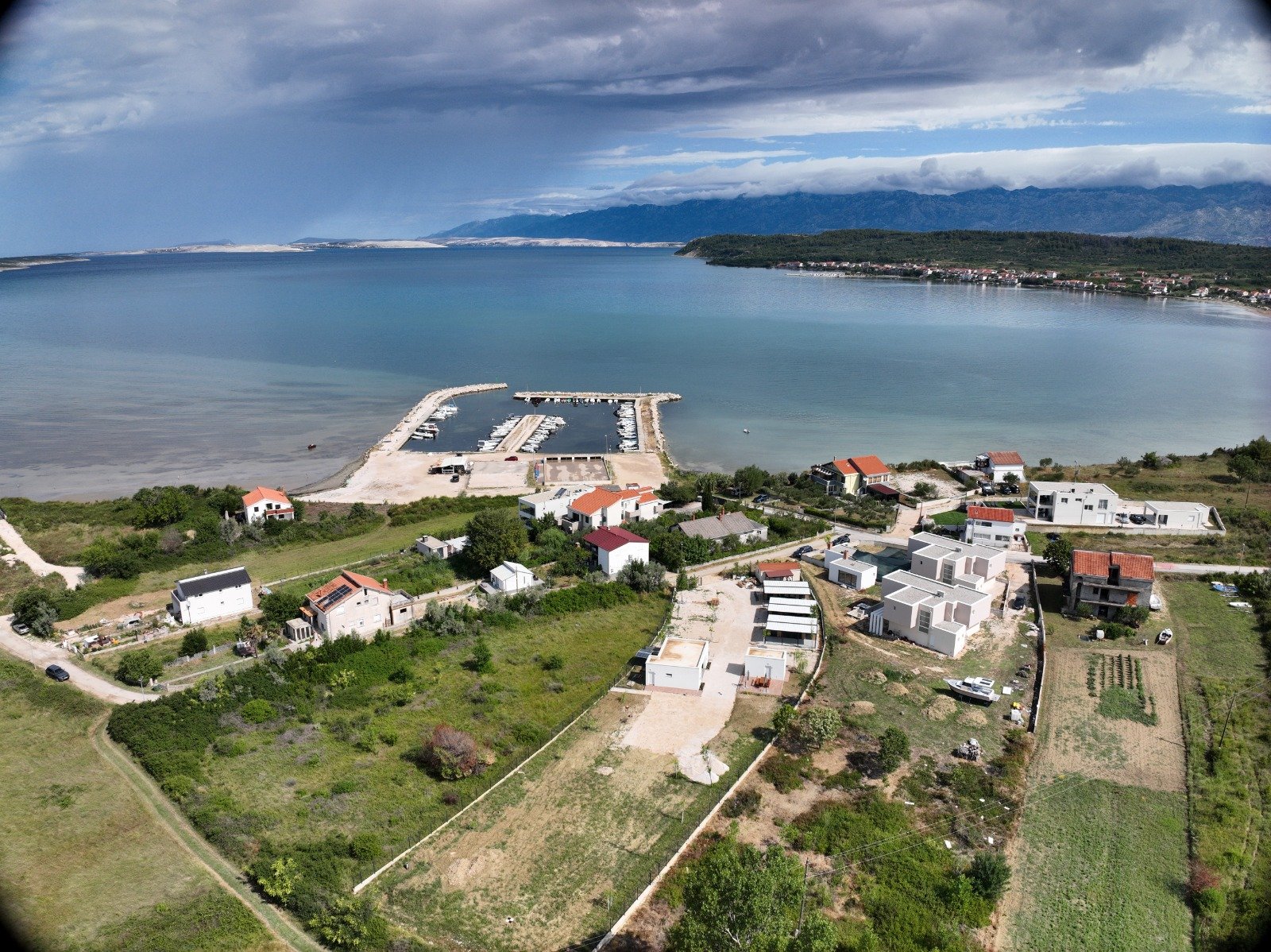 Zračna snimka Kampa Arija